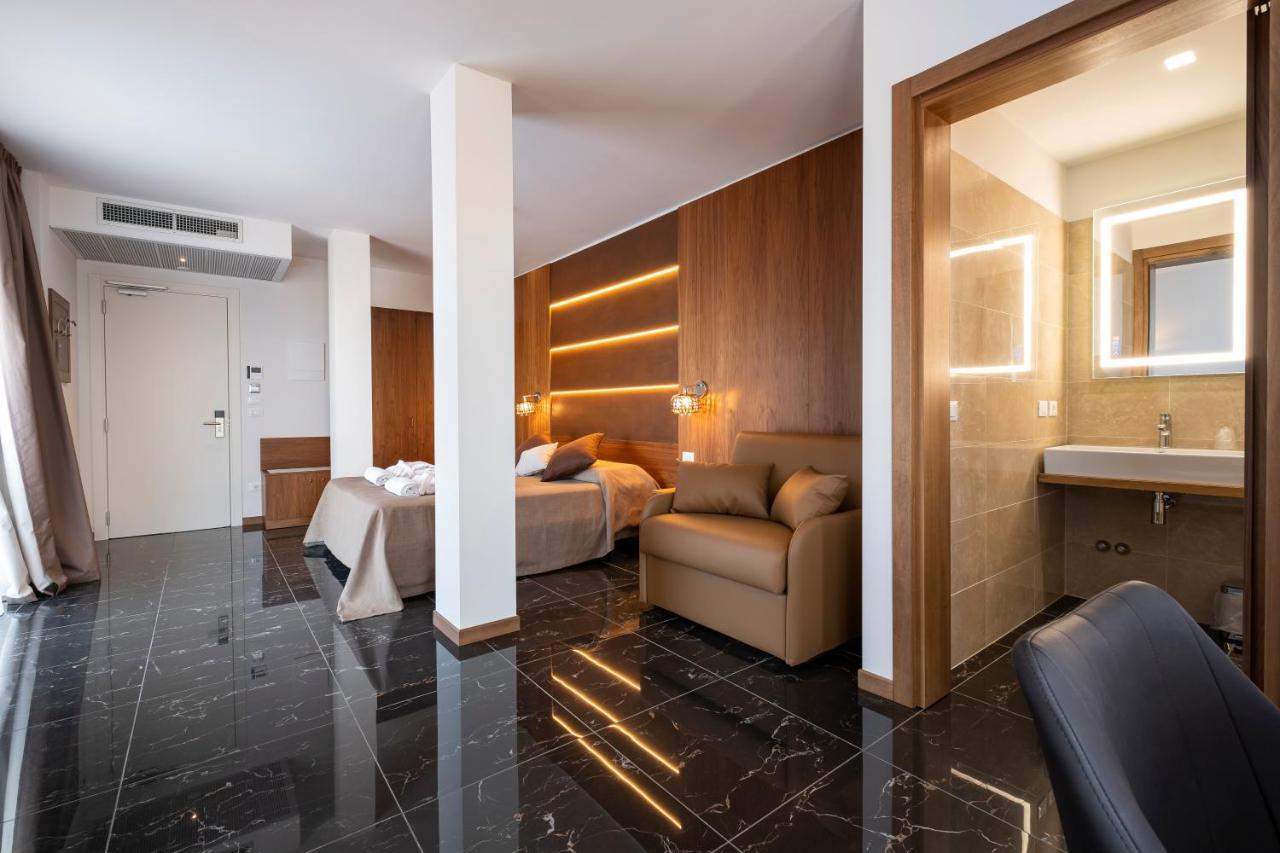 Hotel Mare لينانو سابيادورو المظهر الخارجي الصورة